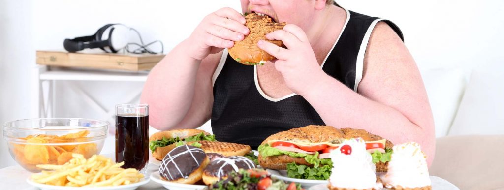 Den ganzen Tag essen - Diese Angewohnheit macht Amerikaner dick