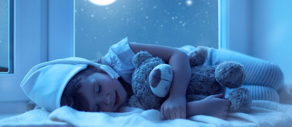 Neue Verbindung zwischen Schlaf und Diabetes zeigt die Wichtigkeit früher Bettgehzeiten bei Kindern auf