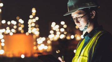 Working the Night Shift Decreases Performance and Concentration