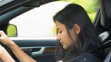 Schlafmangel und kognitive Fähigkeiten: Wie zu wenig Schlaf die Aufmerksamkeitsspanne beeinträchtigt