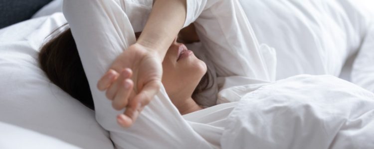 Schlaf und Emotionen: Wie Schlafentzug die psychische Gesundheit gefährdet