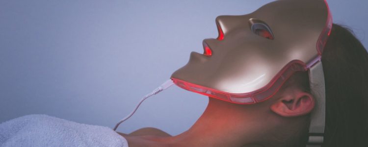 Beliebte LED-Masken können den Schlaf stören