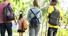 Späterer Schulbeginn erntet gemischte Reaktionen von den Schülern