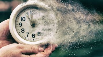 Scientists Have Discovered that Ageing Clocks are Based on Random Events