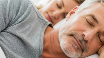 ¿Dormir demasiado o muy poco? Ambas cosas podrían estar relacionadas con un envejecimiento más rápido